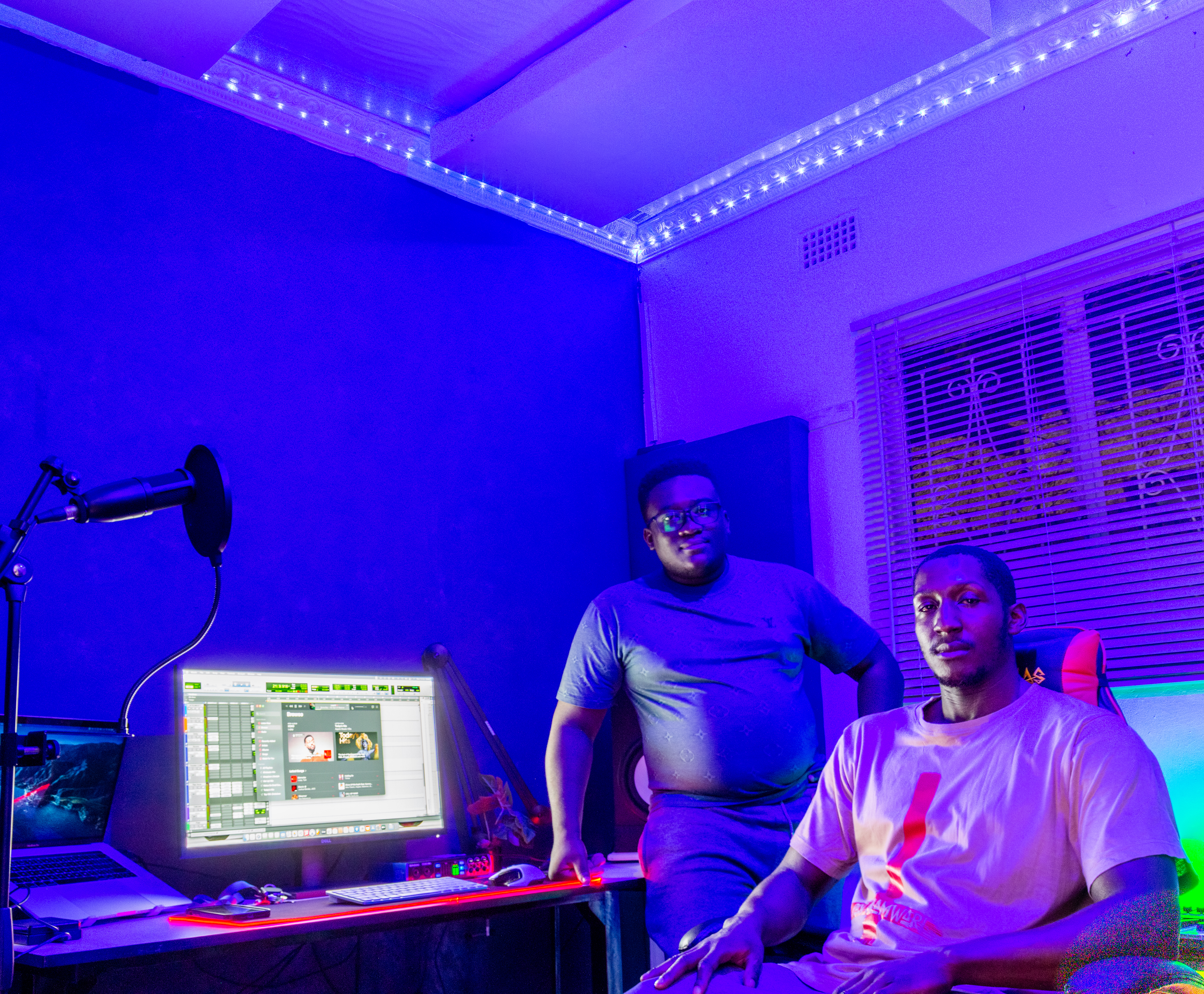 Creative lighting and portraiture session